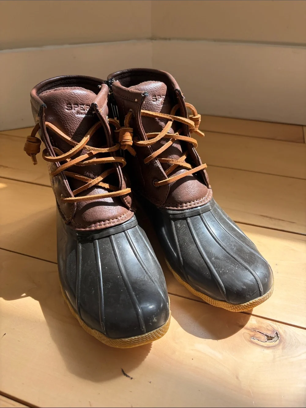 Sperry women duck